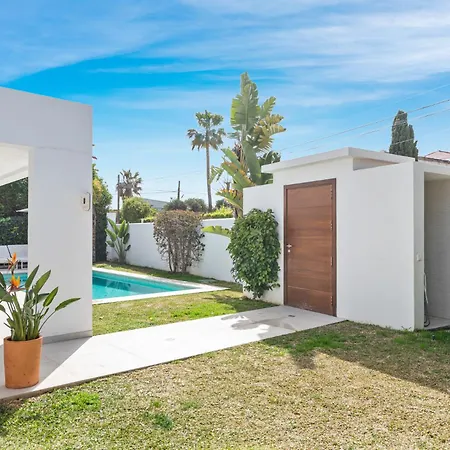 Beachfront Casa Blanca Ref #31