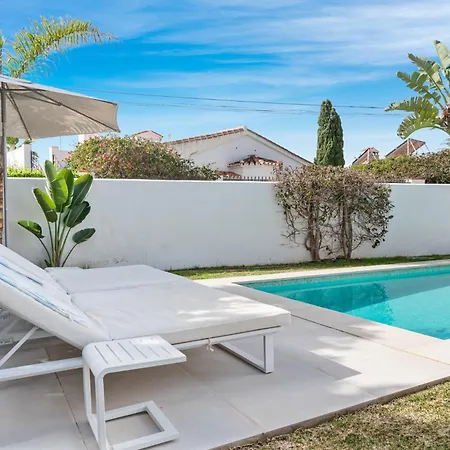 Beachfront Casa Blanca Ref #31 Marbella