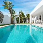Casa Blanca *