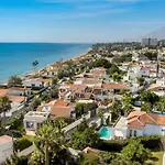 Casa Blanca *